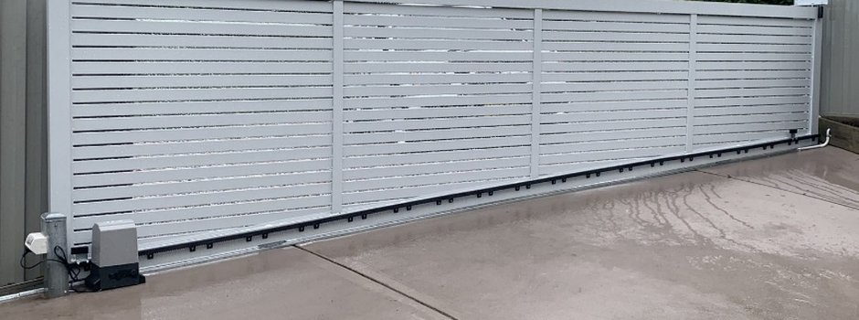 automatic-sliding-gate-slatted-central-coast